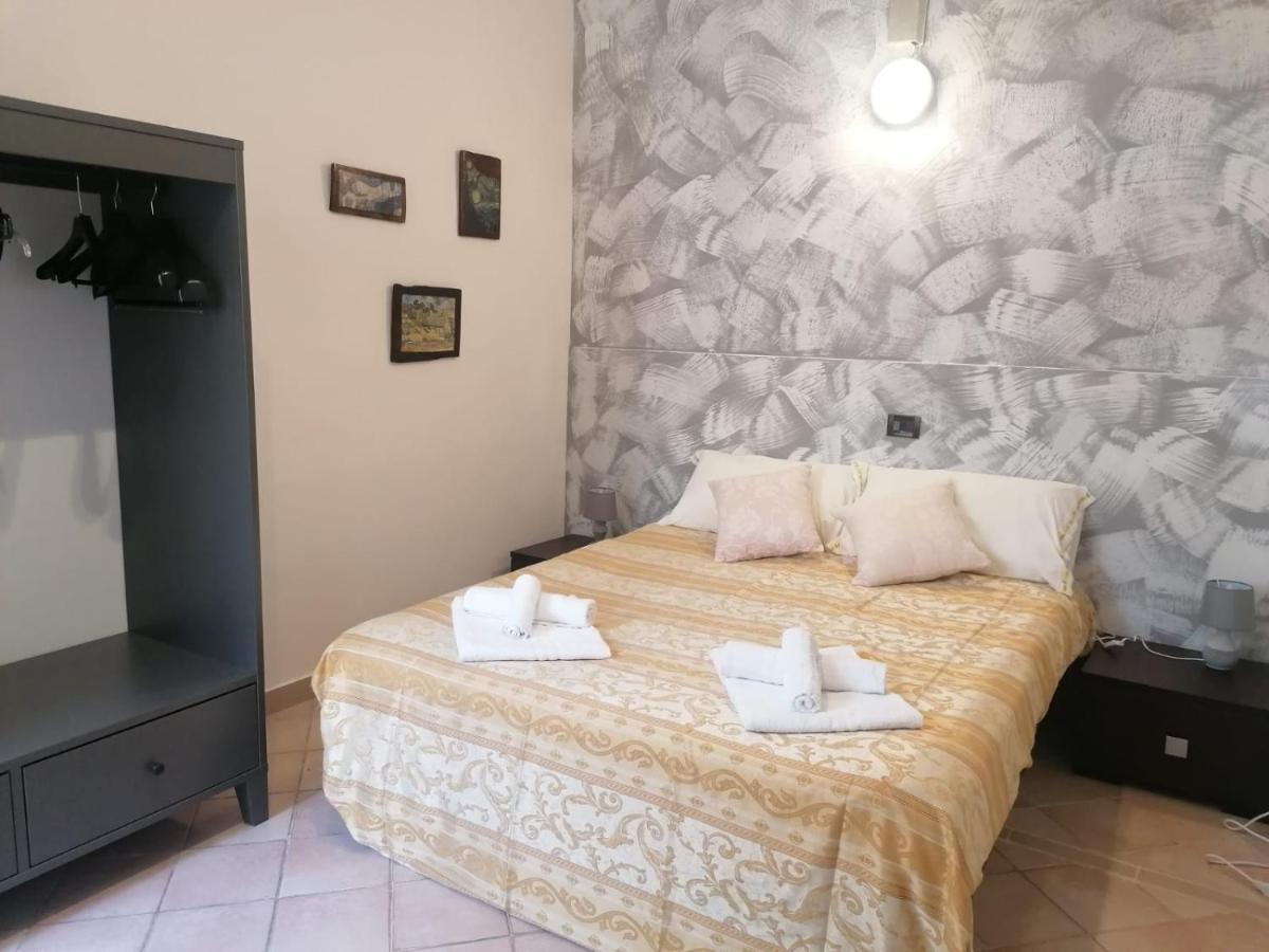 La Casina Giramondo Di Ele Viareggio Exterior photo